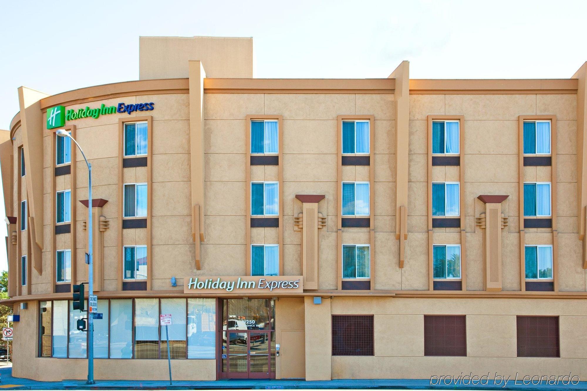 Holiday Inn Express West Los Angeles By Ihg Εξωτερικό φωτογραφία