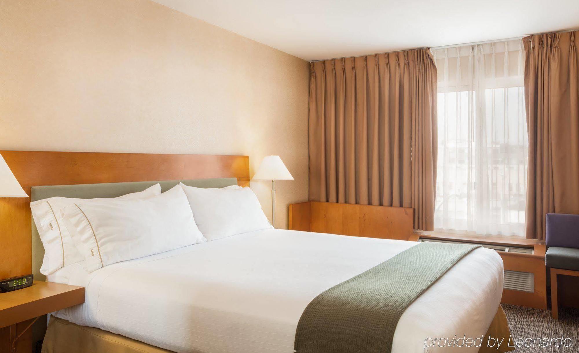 Holiday Inn Express West Los Angeles By Ihg Εξωτερικό φωτογραφία