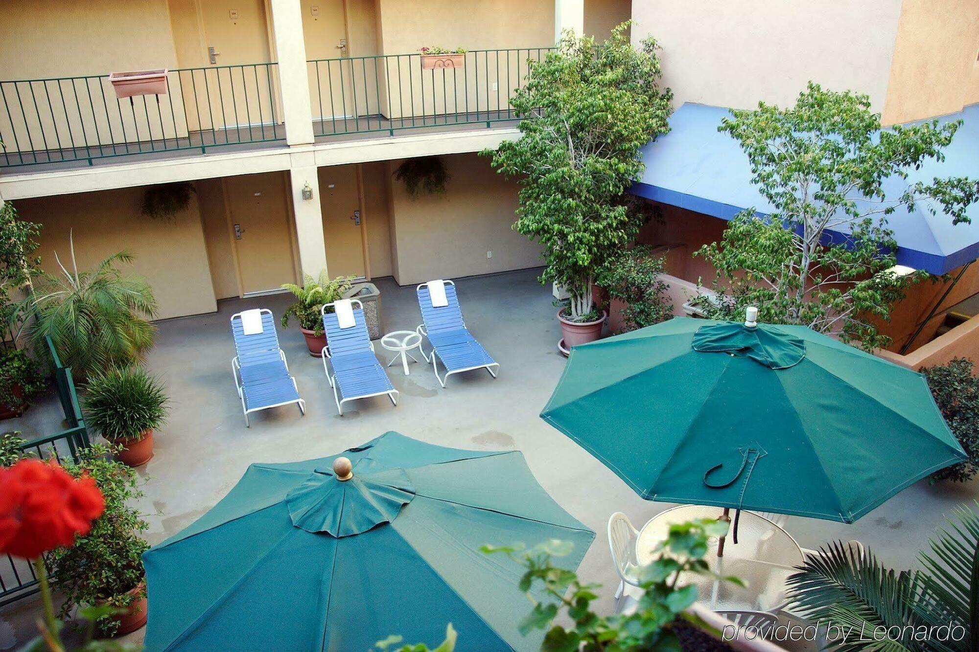 Holiday Inn Express West Los Angeles By Ihg Εξωτερικό φωτογραφία