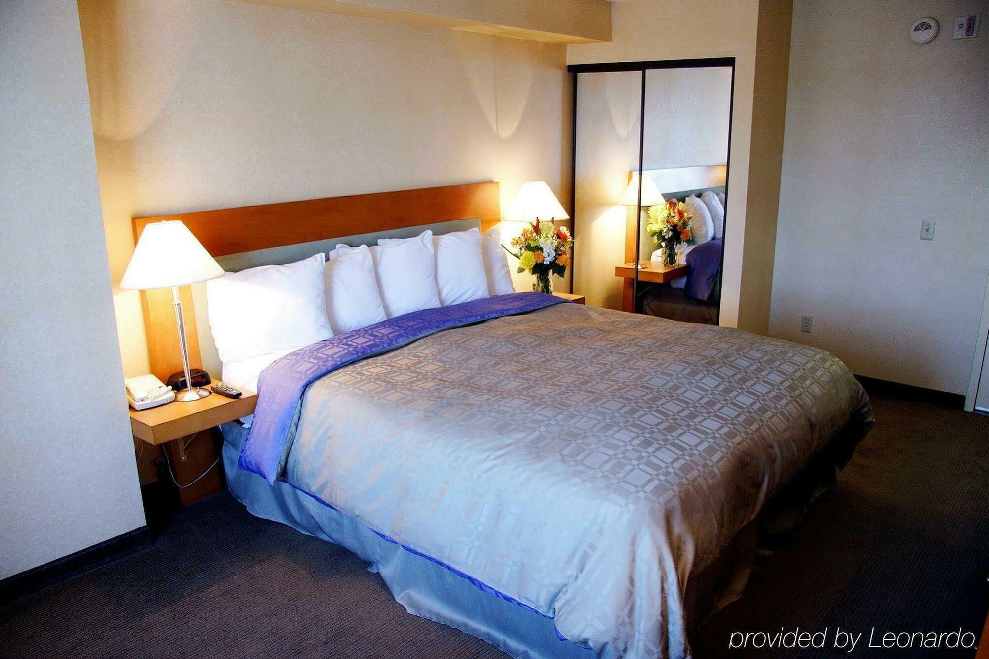 Holiday Inn Express West Los Angeles By Ihg Εξωτερικό φωτογραφία