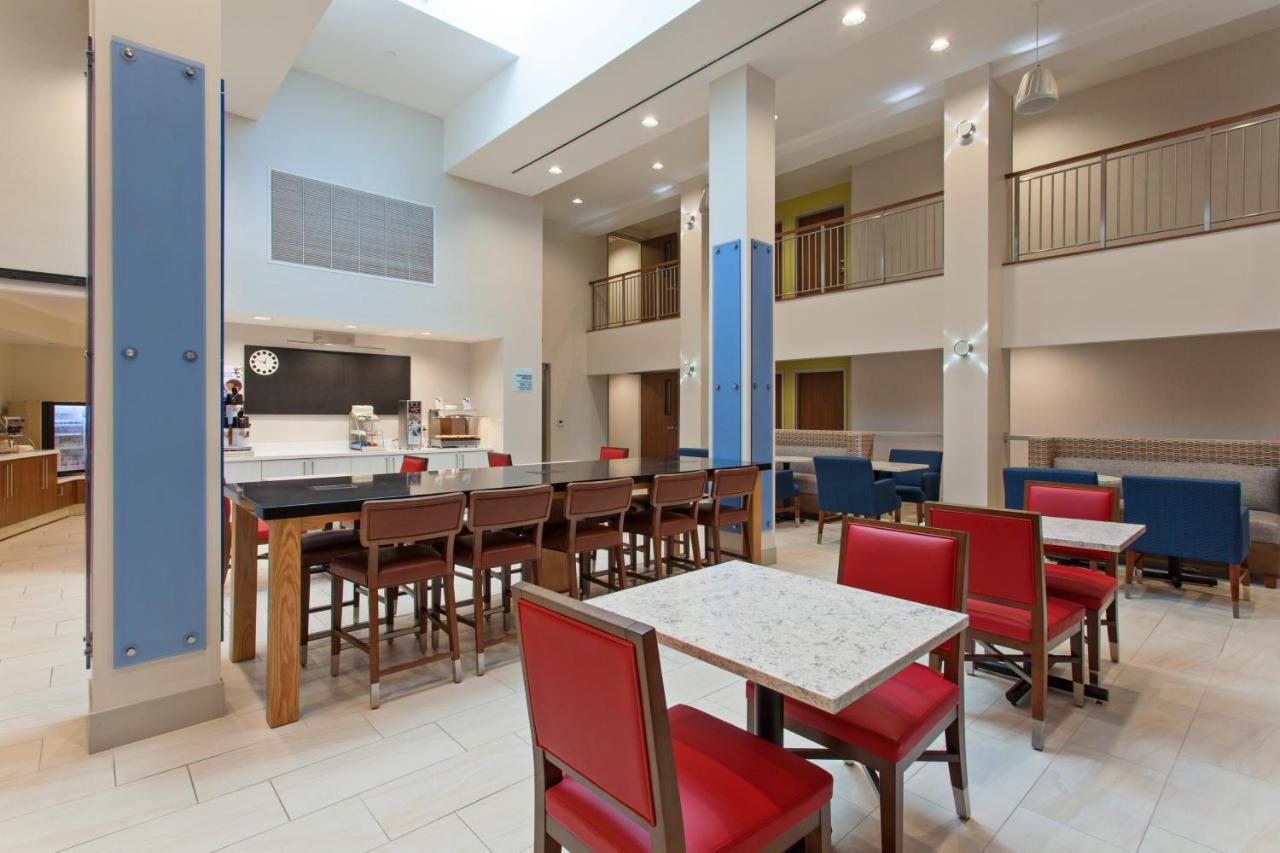 Holiday Inn Express West Los Angeles By Ihg Εξωτερικό φωτογραφία