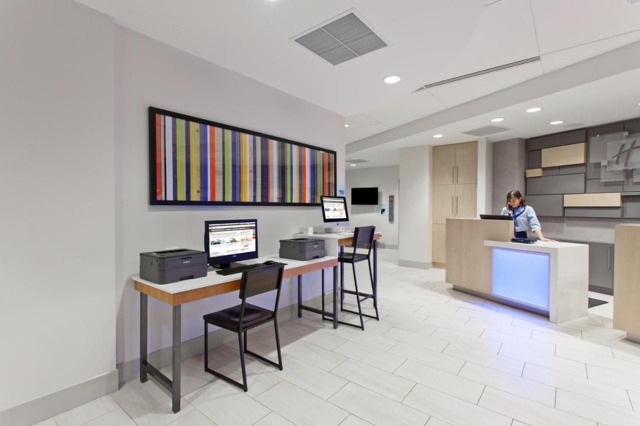Holiday Inn Express West Los Angeles By Ihg Εξωτερικό φωτογραφία