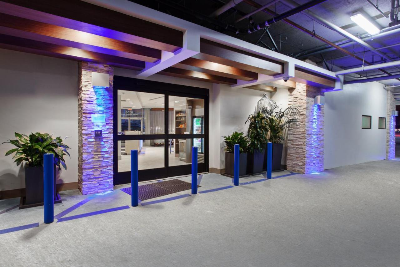 Holiday Inn Express West Los Angeles By Ihg Εξωτερικό φωτογραφία